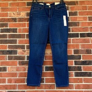 NWT Women's Mid-Rise Skinny Jeans - Universal Thread™